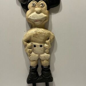 Vintage Cast Iron Wall Mount Hanger